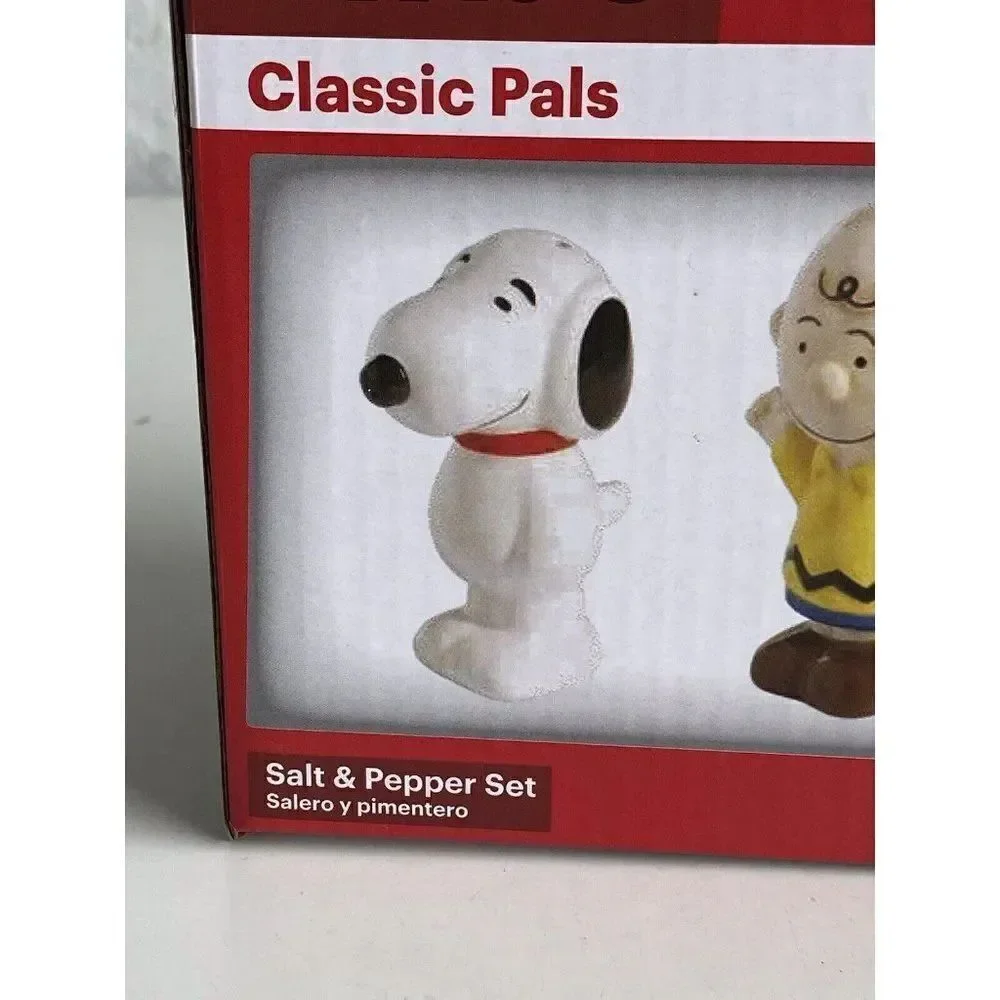 Peanuts Classic Pals Snoopy‎ & Charlie Brown Ceramic Salt & Pepper Set NEW